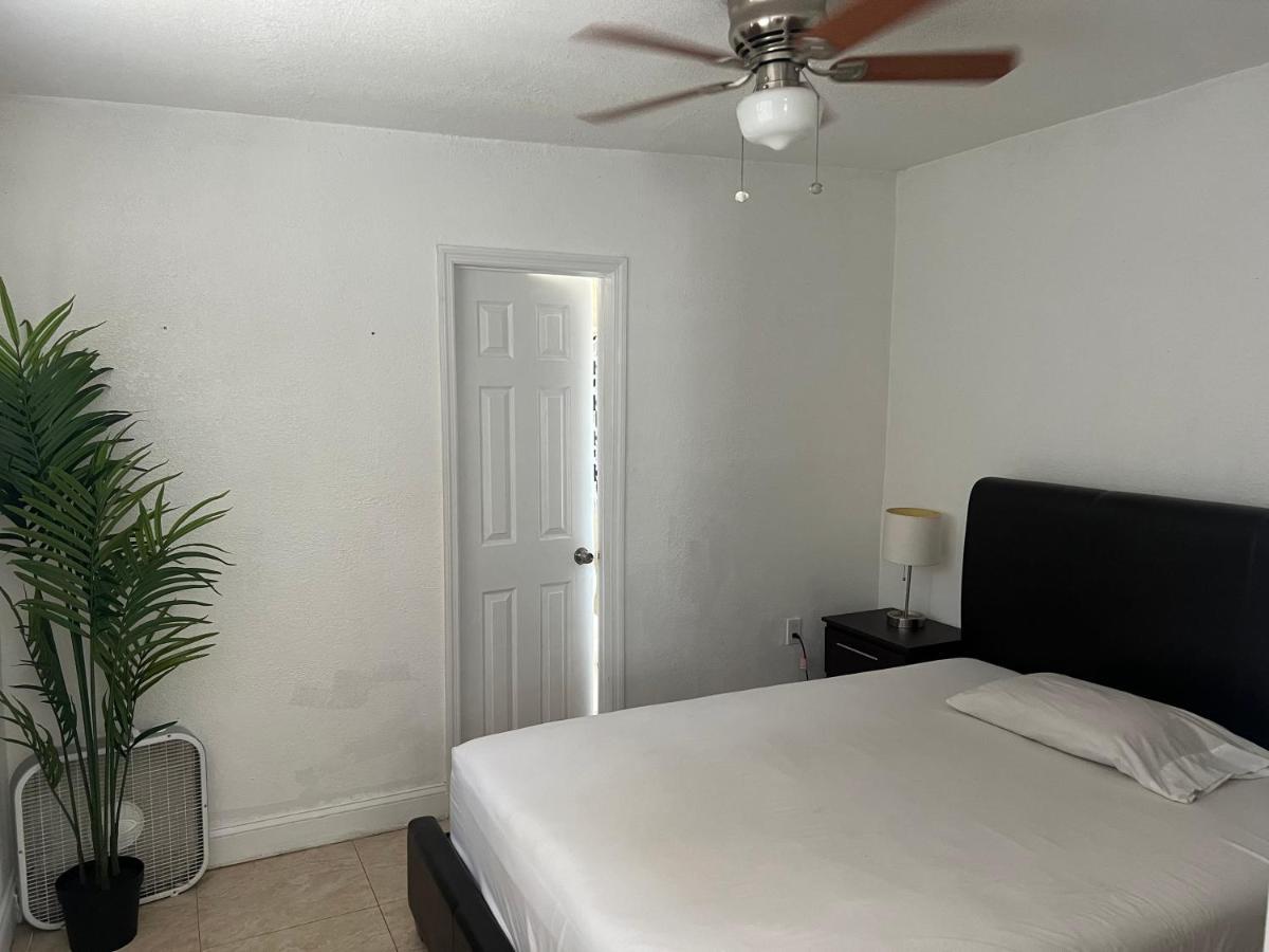 Miami Haven By Airport Villa Eksteriør billede